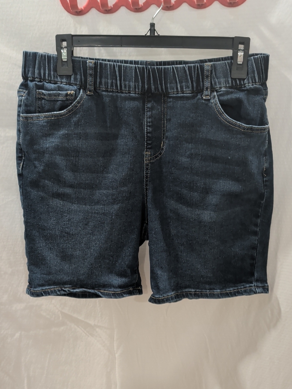 Luvamia Jean Shorts L